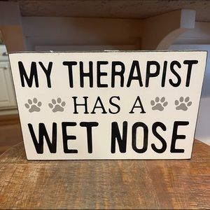 Adorable paw design small table decor